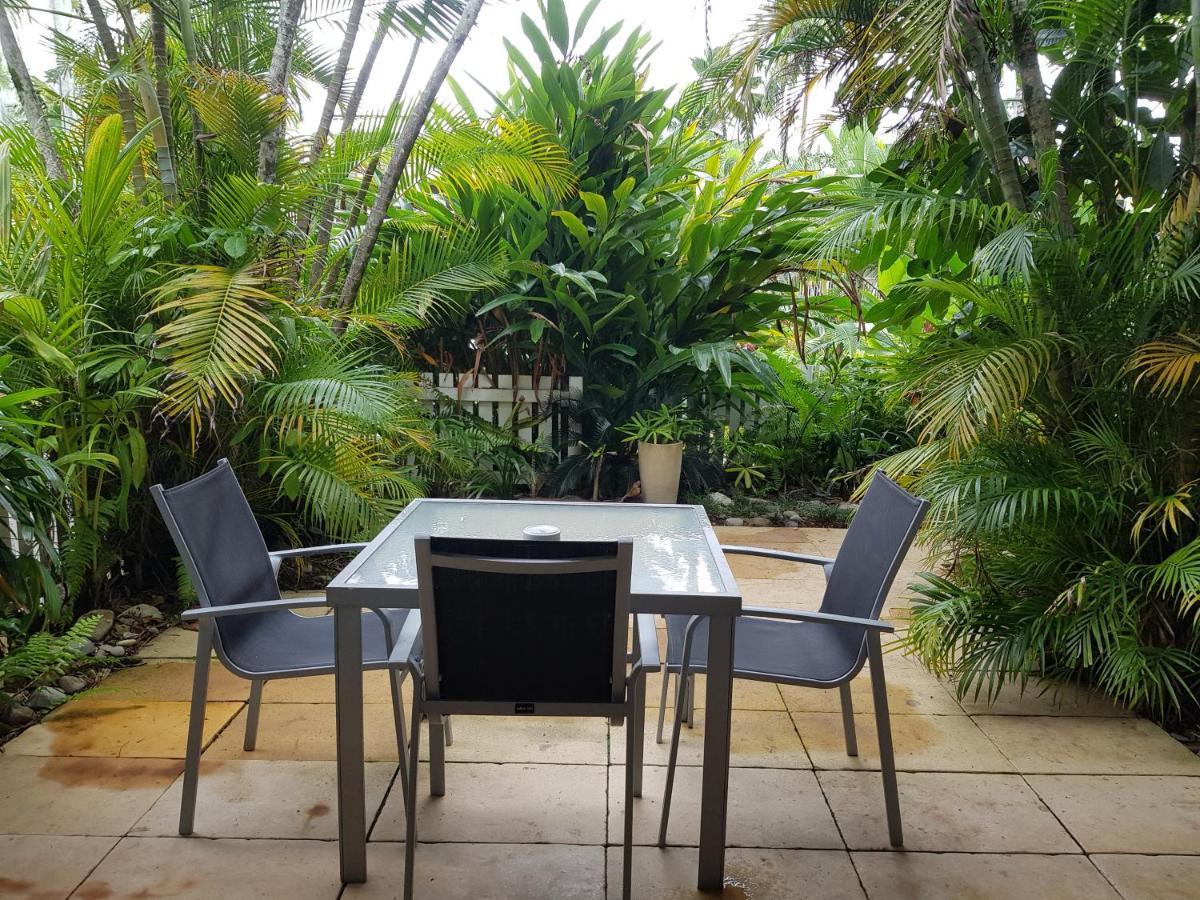 Coral Sea Villas Port Douglas Buitenkant foto